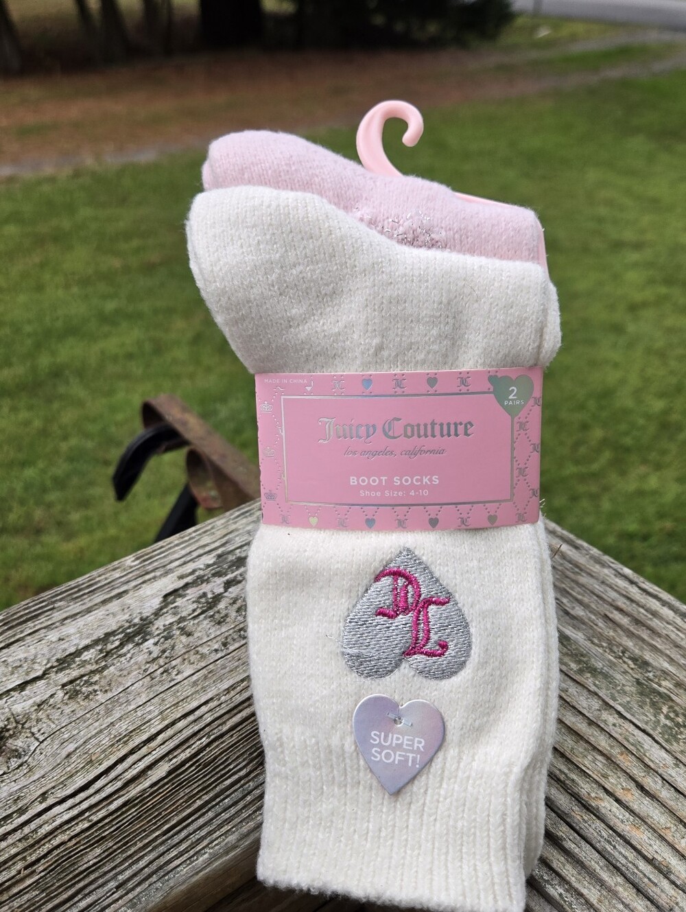 Juicy Couture Cream & Pink Women's Boot Socks - Heart Logo